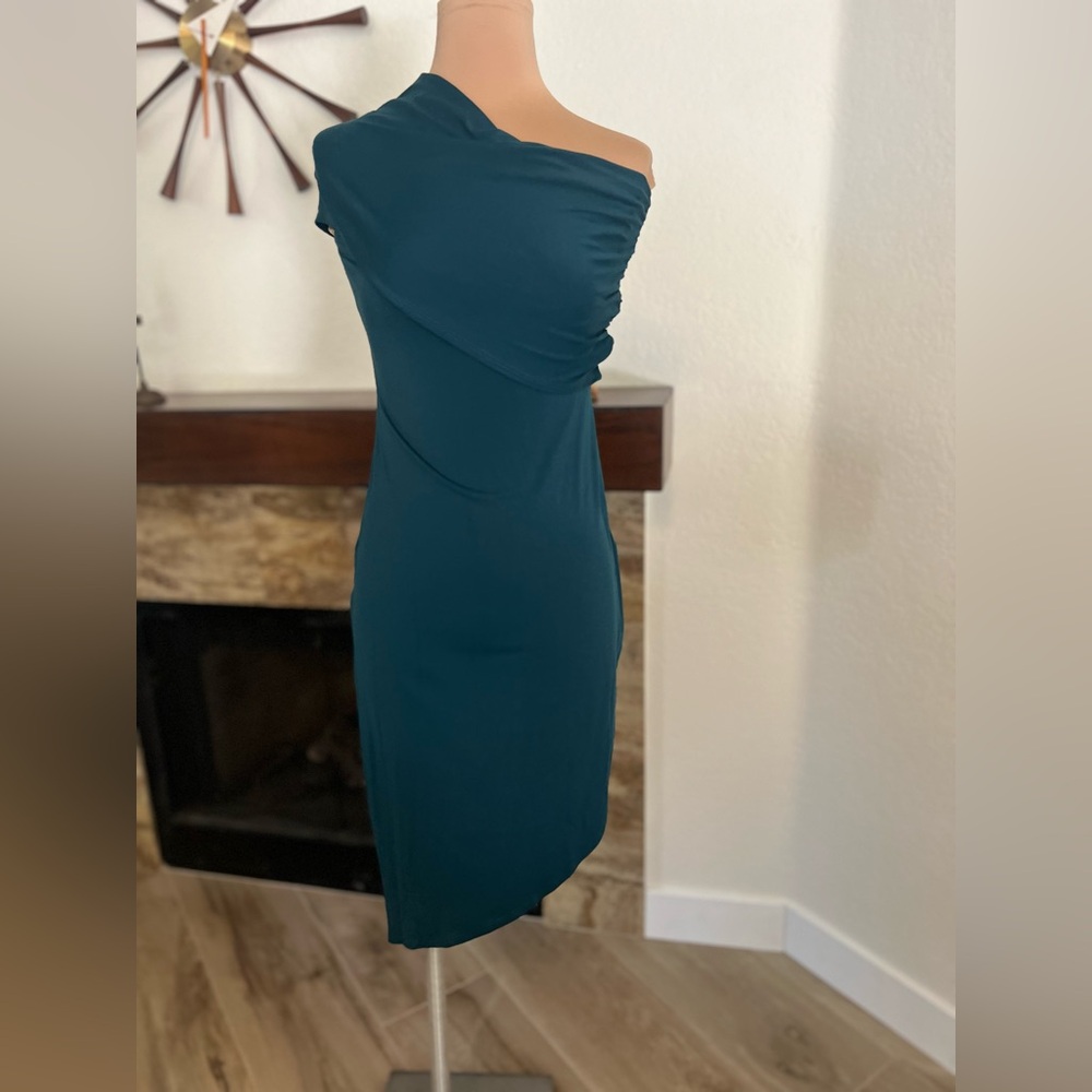 Susana Monaco Green One Shoulder Cocktail Dress - Picture 7 of 9